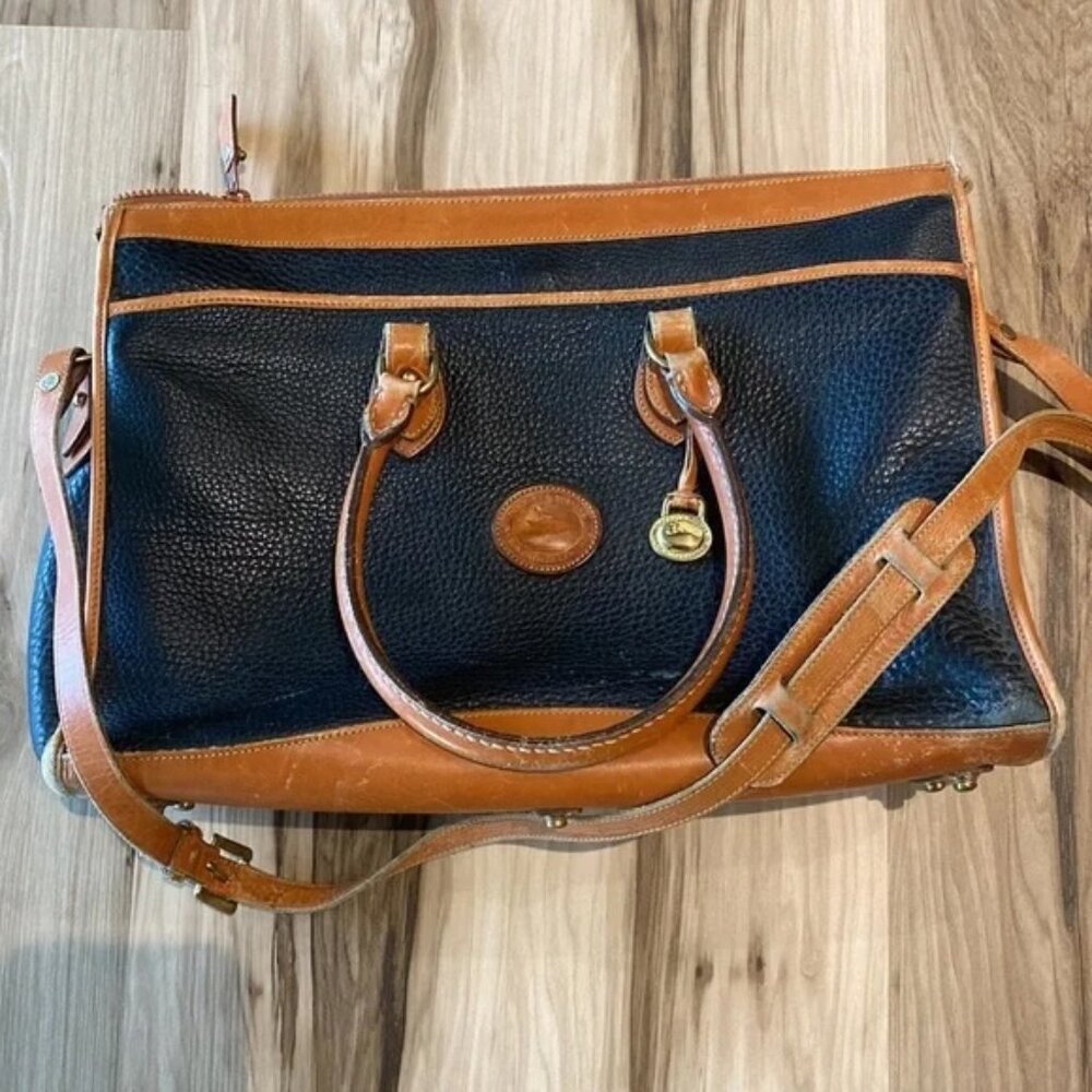 🎥 Vintage ♡ Dooney & Bourke ♡ All Weather Leather Briefcase / Messenger Bag - Picture 2 of 16